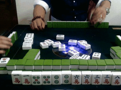 济南普通麻将牌的麻将机上门安装设备，如何装