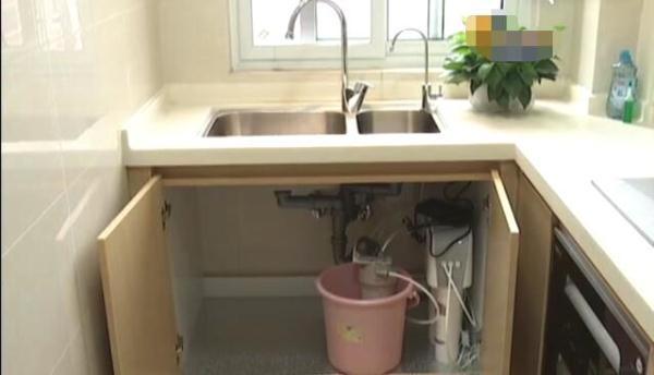 净水器里面出现漏水，自己在家如何找到漏水原因？