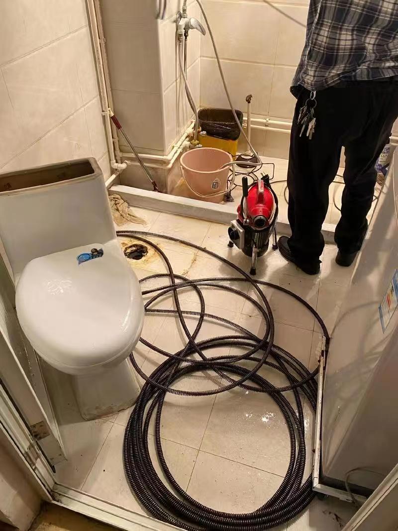 疏通下水道服务：城市排水系统的守护者