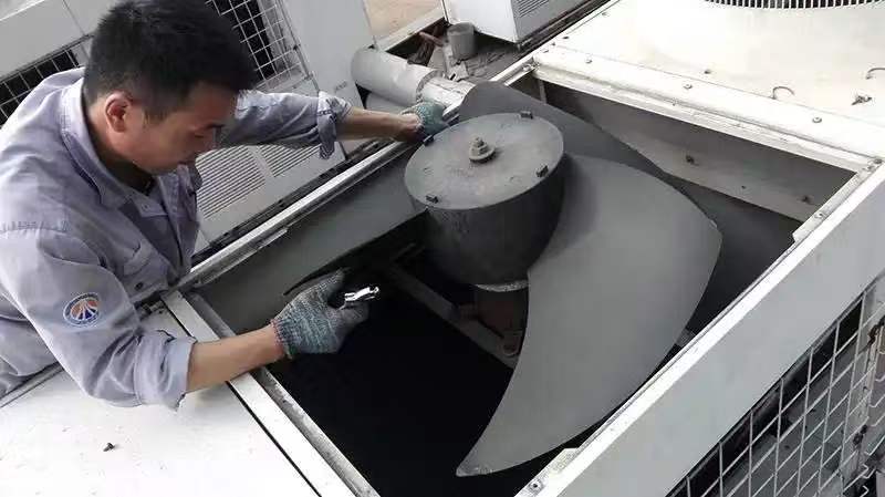 广州麦克维尔中央空调24h小时全市人工快速上门维修服务网点